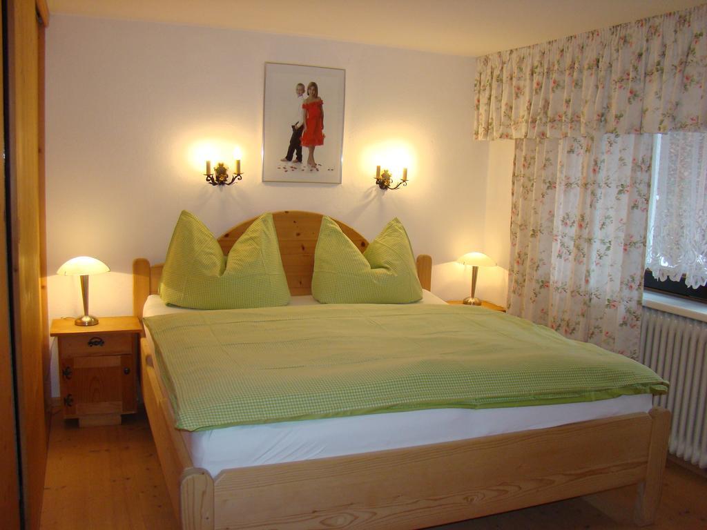 Haus Waldrand Apartment Оберндорф-ин-Тирол Екстериор снимка